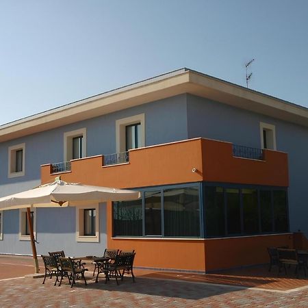 Motel - Hotel Nautico Pozzallo Εξωτερικό φωτογραφία