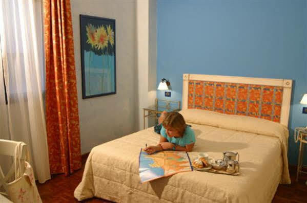 Motel - Hotel Nautico Pozzallo Εξωτερικό φωτογραφία
